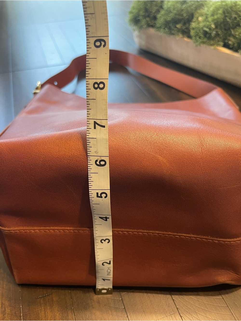 Madewell Leather Essential Tote in Chestnut Brown - Picture 7 of 12